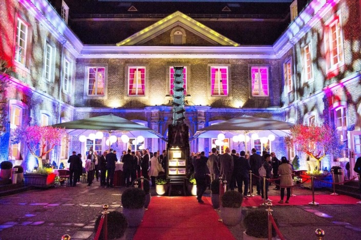 Silvester feiern in der Wolkenburg Eventlocation in Köln